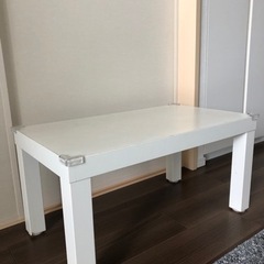IKEA 白　ローテーブル