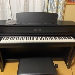 ヤマハ　電子ピアノ　CLP 675B  クラビノーバ　中古２７万...