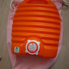 タンゲ化学工業 立つ湯たんぽ オレンジ 2.6L 袋付き TN0...