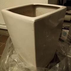 四角い植木鉢