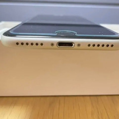 iPhone SE 第2世代 (SE2) ホワイト128 GB SIMフリー