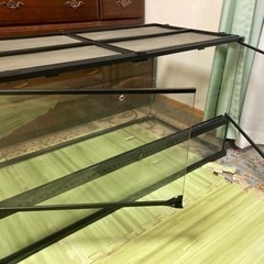 爬虫類ケージ 観音扉式 エキゾテラ GEX 購入の方、出品中のクリップ