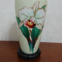 花瓶(七宝焼)