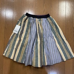 女の子 スカート　3