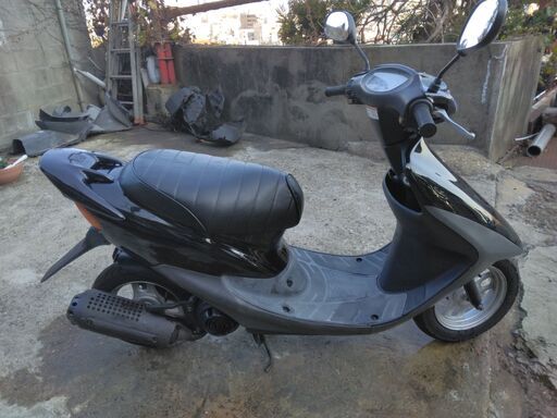 ホンダライブディオZXタイプ AF34 黒 外装新品 タックロールシート ホンダライブディオZXタイプ AF34 黒 外装新品 タックロールシート
