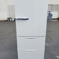 1839番 AQUA✨ノンフロン冷凍冷蔵庫✨AQR-271D(W)‼️