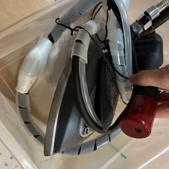 ナオモト スチームアイロン 職業用 業務用アイロン 定価5万円越えのもの 中古