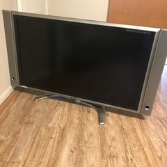 シャープ　45型　液晶テレビ