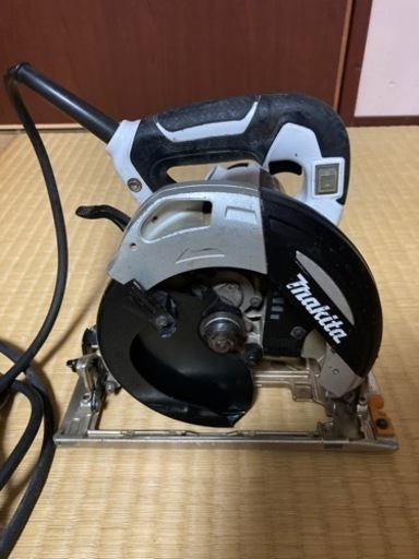 マキタ　165㎜　100V丸のこ　品番5731 （ジャンク）