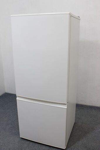 アクア AQR-18F(W) 冷蔵庫 184L 右開き 2ドア ミルク 単身者 一人暮らし 耐熱100℃テーブル 2017年製 AQUA 中古家電 店頭引取歓迎 R5253)