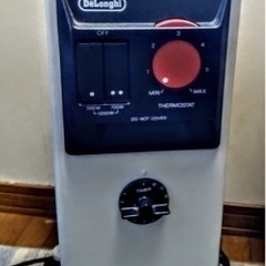 【美品】デロンギオイルヒーター 暖房器具