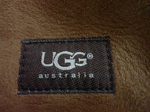 ＵＧＧ　アグ　オーストラリア製　ショルダーバッグ