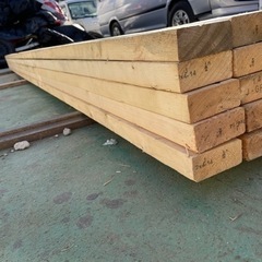 ☆完売商品 2×4材☆ 4.26m 20本セット！　(14フィート) 木材　材木　SPF材