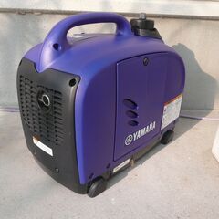 ☆中古美品☆ヤマハ インバーター発電機 EF900is☆完動品☆ガソリン10L 