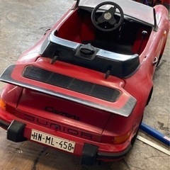 本物の車に近いポルシェのおもちゃ、ホンダ50cc.前進2速後進1速クラッチ、ブレーキ、アクセル付き