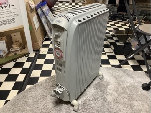 【リサイクルサービス八光　田上店　配達・設置OK】DeLonghi デロンギ　ドラゴン3 オイルヒーター　D091549EFS