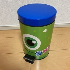 【ネット決済】モンスターズインク　ペダル式ゴミ箱