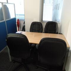 【ネット決済】オフィスミーティング机と椅子４つ
