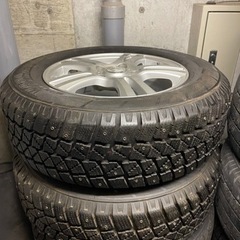 フルピン スパイクタイヤ まだあります