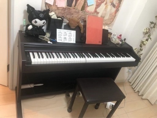 電子ピアノ