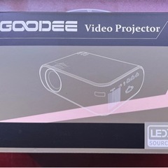 【ネット決済・配送可】GooDeeプロジェクター/ホワイト