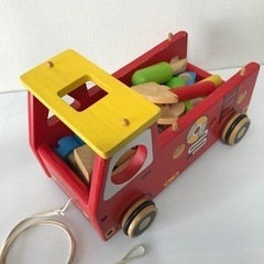 消防車　木のおもちゃ