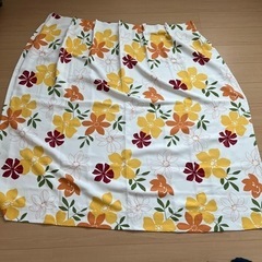 ニトリ　遮光カーテン　花柄　100×140 ２枚セット