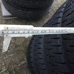 スタッドレス　注意ホイール　17インチ .7J .【PCD100 】.5穴.IN53 スバルXVかフォレスタ(SJ)用　225/60R17