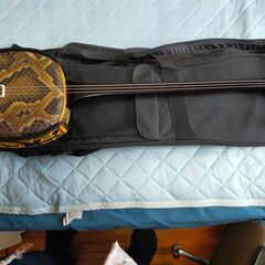 上等人工皮三線 あまり使用感はありません