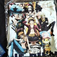 ONE PIECETシャツ