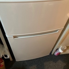 購入から2年以下の冷蔵庫あげます！