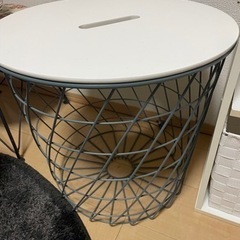 IKEAの収納テーブル