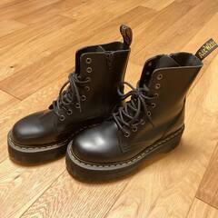ほぼ新品】Dr.martens JADON 8ホール UK5 ドクターマーチン