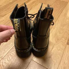 ほぼ新品】Dr.martens JADON 8ホール UK5 ドクターマーチン
