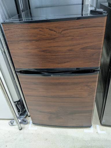 お値下げしました 高年式TOHOTAIYO 90L冷蔵庫 TH-90L2-WD 木目 ウッドパターン 2019年 6ケ月保証