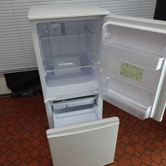 ID 996161 冷蔵庫 2ドア シャープ 137L 2017年製 SJ-D14C-W