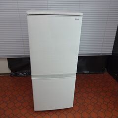 ご来店時、ガンお値引き‼️AQUA(アクア) 2013年製 355L 4ドア冷蔵庫?