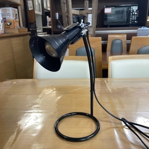 美品 イケア Led球付き テーブルライト スタンドライト ワークランプ ブラック リサイクルはっぴ 中島の照明器具の中古あげます 譲ります ジモティーで不用品の処分