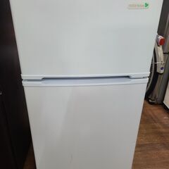 【リサイクルショップどりーむ天保山店】●40●　ヤマダ電機　２ドア冷蔵庫　YRZ-C09B1　2019年製　1人暮らしに最適♪ 容量９０L　ホワイトカラー　パッキン汚れ有　