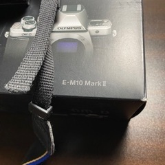 オリンパス OLYMPUS ミラーレス一眼 OM-D E-M10 MarkII ボディー ブラック