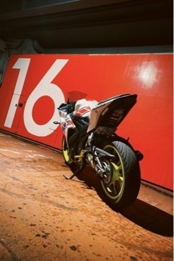 YZF-R3 ABS RH07J 2018 モデル 社外ステップ 日常的な扱いやすさと快適性