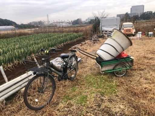 エアサス仕様‼️昭和チックなモディファイを施したアルミ製 リヤカー