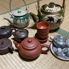 食器など約600個　33390円　香蘭社など