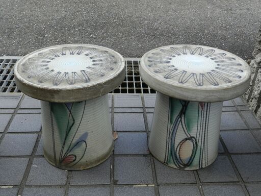 ガーデンテーブルセット（陶器）いかがですか