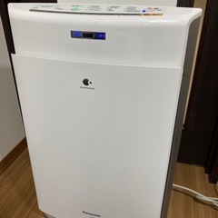 Panasonic ナノイー　空気清浄機　2012年製　F-VXG70