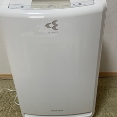 急募　ダイキン　空気清浄機　ACZ70U-W 2018年製