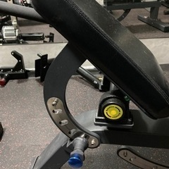 商談中　　　業務用インクラインベンチ　ダンベル付き　