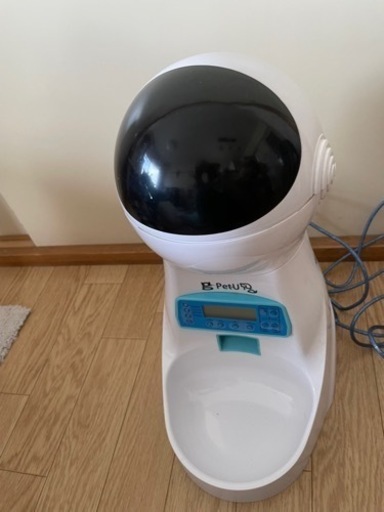 自動給餌器　宇宙人自動ペットフィーダー