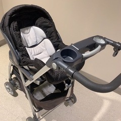 新生児から使えるベビーカー（チャイルドシートとしても可）