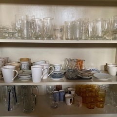 (2月28日まで)大量の食器セット(コップ、皿、カップ、お椀、茶...